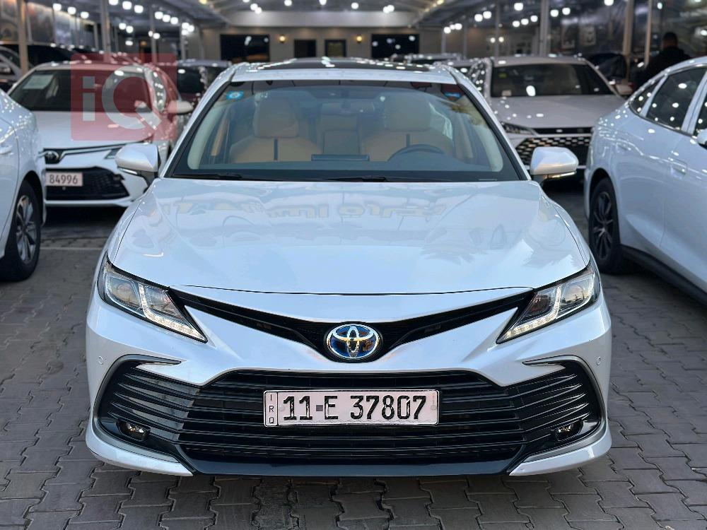 تۆیۆتا کامری